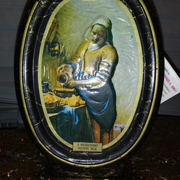 Jim Beam's 1972 Art Collection *Vermeer* bottle - Picture 5 of 7